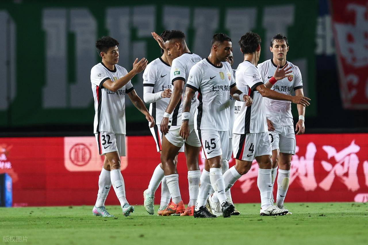 包含3-2、2-3足协杯8强出炉！蓉城申花国安冲冠，中甲诞生最大的词条